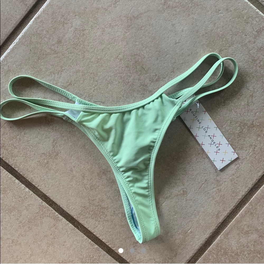 Boutine la ocean blue double strap bottom 💚